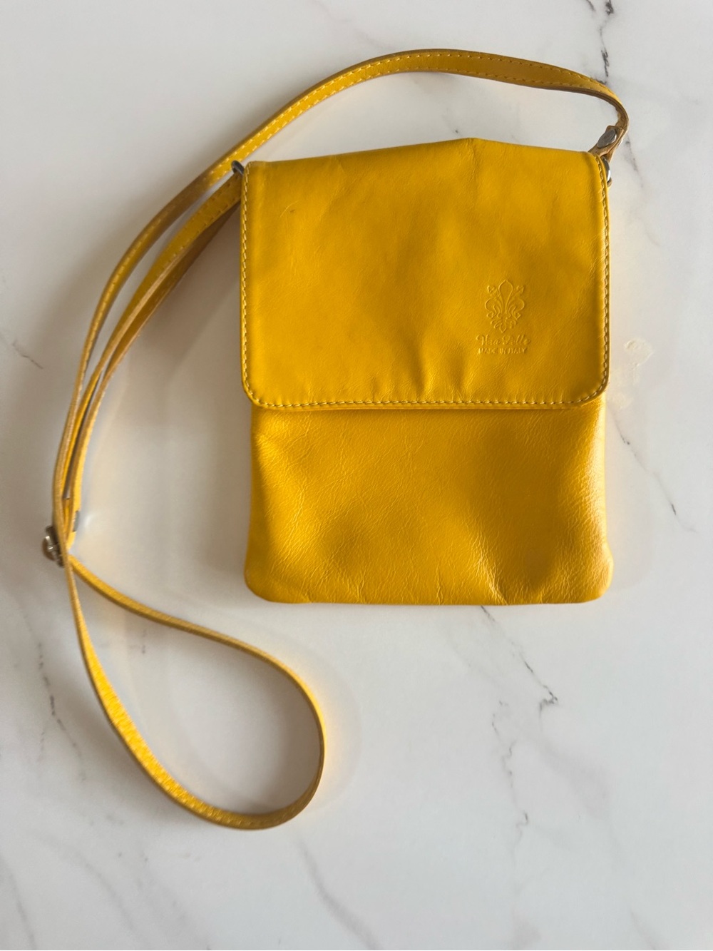 Vera Pelle Made in Italy Yellow Genuine Leather Crossbody Bag